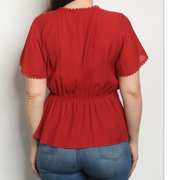 Short Sleeve Top - Picture 2 of 3